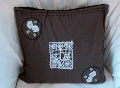 BRODERIE ET DENTELLE