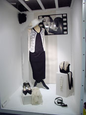 VITRINE PRET A PORTER