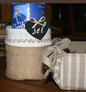 PETIT POT EN TOILE DE JUTE POUR LA CUISINE